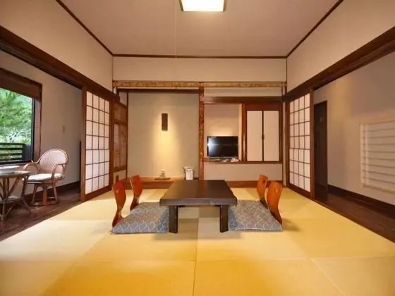 Traditional Oda (Japanese Style, for 5 Guests, SHARA)