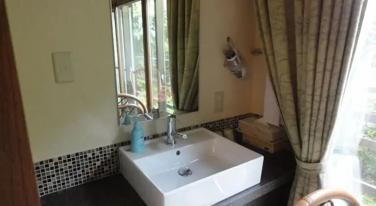 Traditional Oda, Ortak Banyo (Japanese-Style)