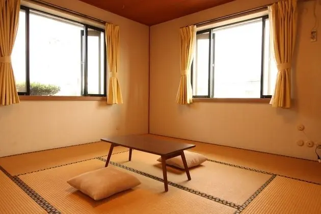 Traditional Oda, Ortak Banyo (Japanese Style, for 3 People)