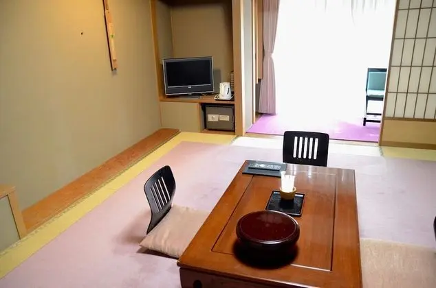 Traditional Oda (Curfew 11pm, ages 7+ only)