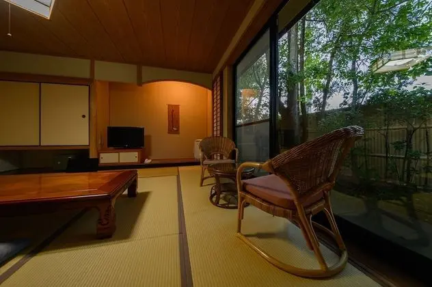 Traditional Oda (Japanese Style, Open-Air Bath)