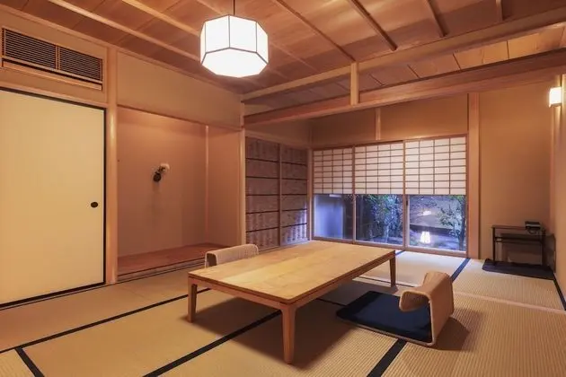 Traditional Oda, Sigara İçilmez (AOBA)