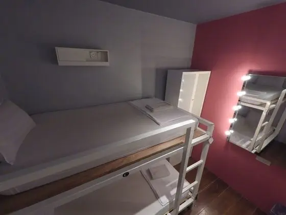 Glampacker (4 Bed Female Only Dorm)