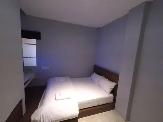Standard Room (Shared Bathroom)