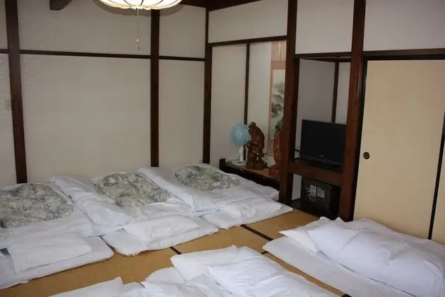 Family Oda (Japanese-Style, Shared Bathroom)