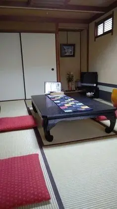 Traditional İki Ayrı Yataklı Oda (Japanese-Style-LateCheckInMUSTdeclare)