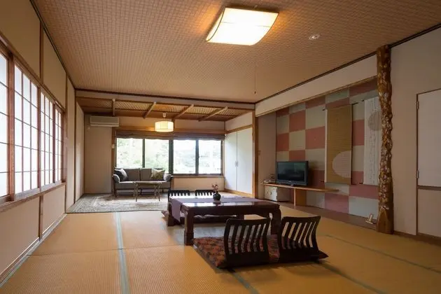 Traditional Oda (Japanese Style 7 guests)