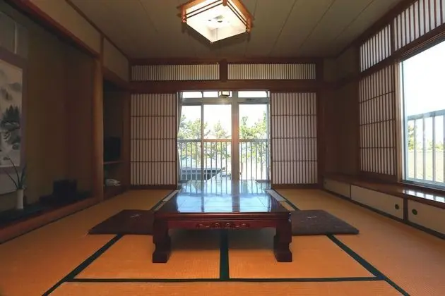 Traditional Oda (Japanese Style for 4 Guests)