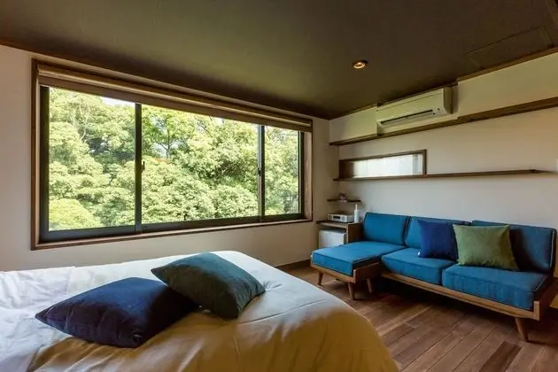 Traditional Oda (Hot Spring Bath -Yuri-)