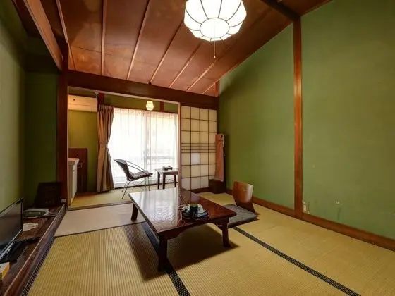 Traditional Oda (Japanese-style, For 1-3 Guests)