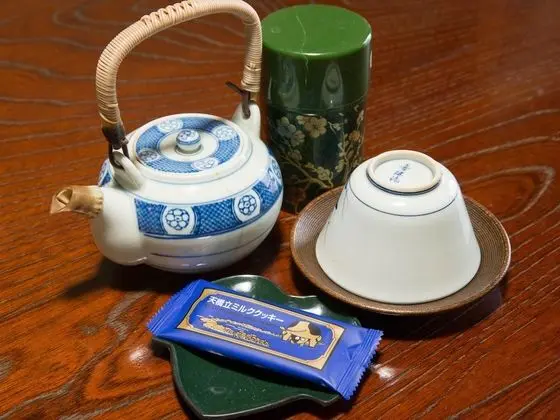 Traditional Oda, Sigara İçilebilir (Japanese-style, For 3-6 Guests)