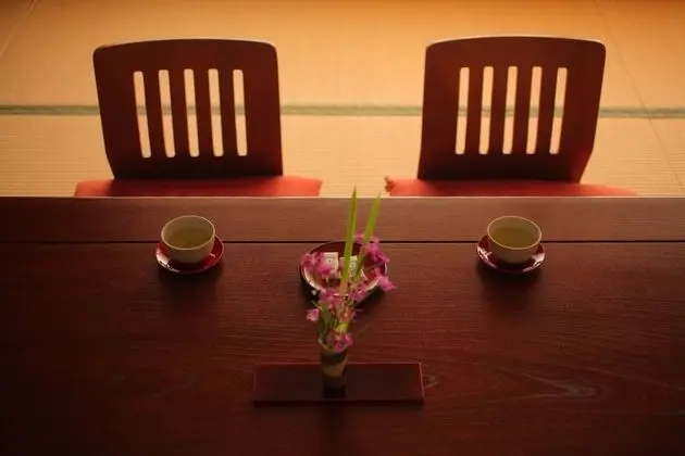 Traditional Oda, Sigara İçilmez (Japanese Style, 2 Adults)