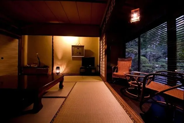 Traditional Oda (Shared Bath, Adult Only)