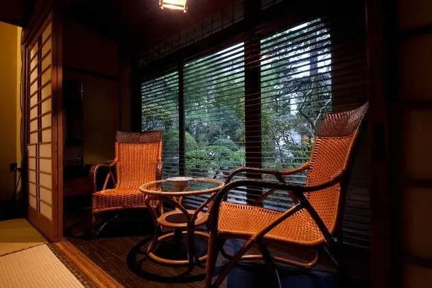 Traditional Oda (Shared Bath, Adult Only)
