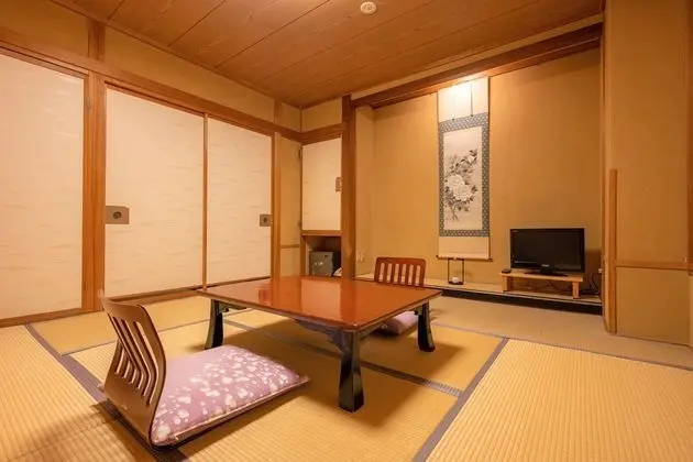 Traditional Oda (Japanese Style, Half Board)