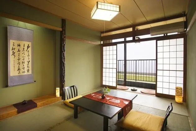 Traditional Oda, Sigara İçilebilir (Japanese Style)