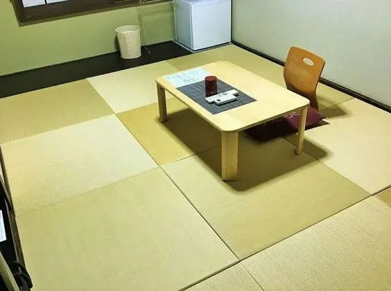 Standard Tek Büyük Yataklı Oda, Ortak Banyo (Japanese Style)