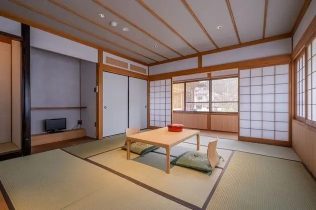 Deluxe Oda, Özel Banyo (Japanese-style)