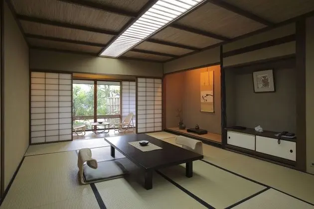Traditional Oda (Japanese,8+6 Tatami-mats w/Breakfast)