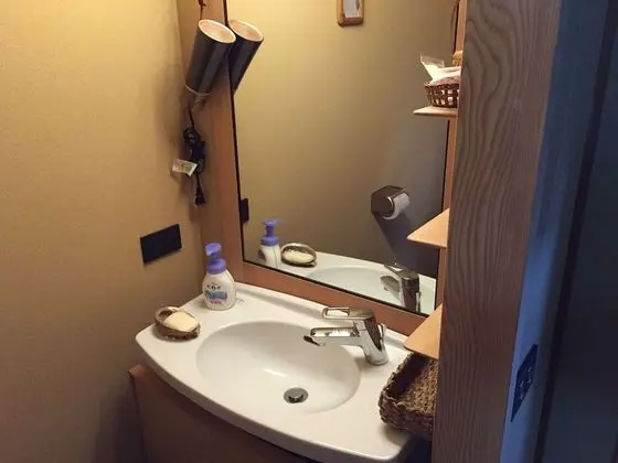 Traditional Oda, Ortak Banyo (Japanese 8 Tatami-mats w/Breakfast)