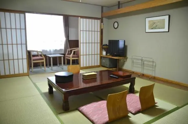 Traditional Oda (Japanese, 8 tatami mats)