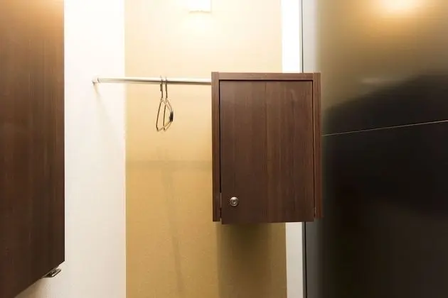 Basic Ortak Ranzalı Oda, Sadece kadınlar için, Sigara İçilmez