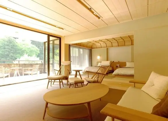 Luxury Süit (Japanese)