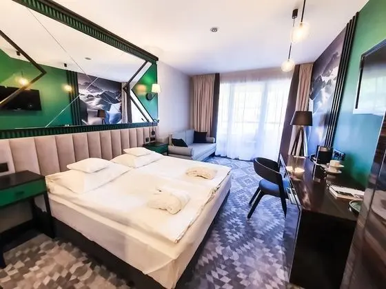 Standard Tek Büyük veya İki Ayrı Yataklı Oda, Balkon