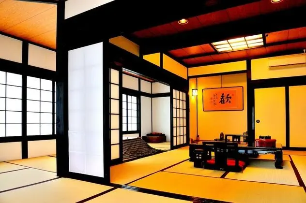 Family Oda (Japanese-style)
