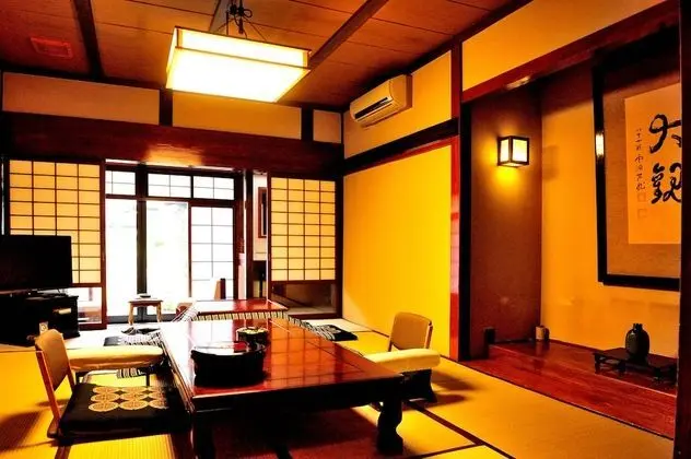 Family Oda (Japanese-style)