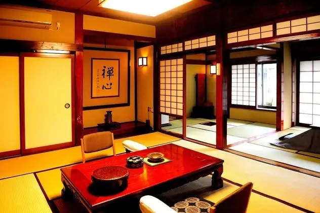 Superior Oda (Japanese-style)