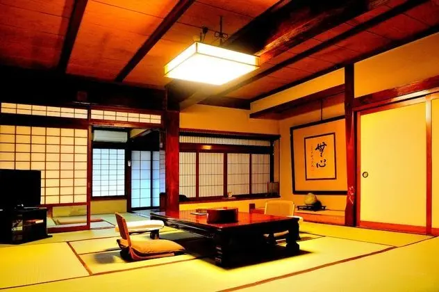 Superior Oda (Japanese-style)