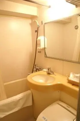 Tek Kişilik Oda, Sigara İçilmez