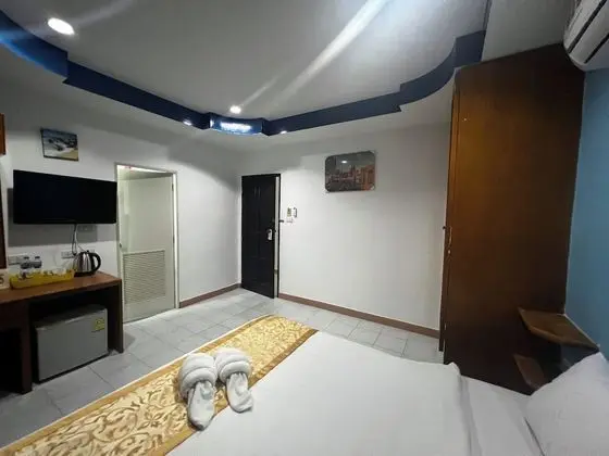 Standard Tek Büyük Yataklı Oda