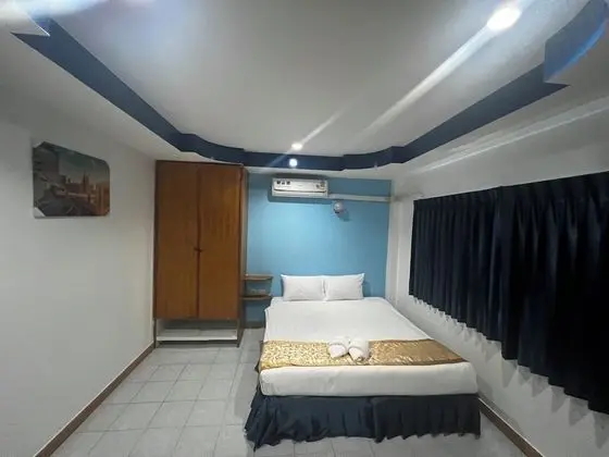 Standard Tek Büyük Yataklı Oda
