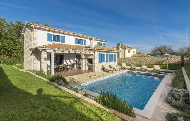 Luxury Villa, 4 Yatak Odası, Kişiye Özel Havuzlu (Kvinta)