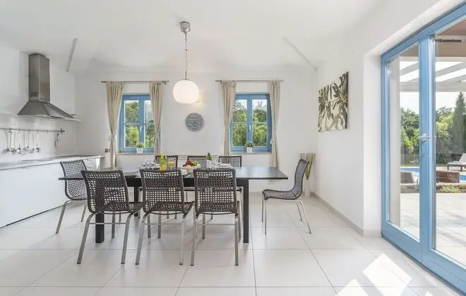 Luxury Villa, 4 Yatak Odası, Kişiye Özel Havuzlu (Prima)