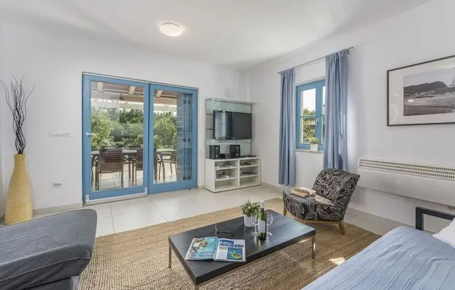 Luxury Villa, 4 Yatak Odası, Kişiye Özel Havuzlu (Prima)