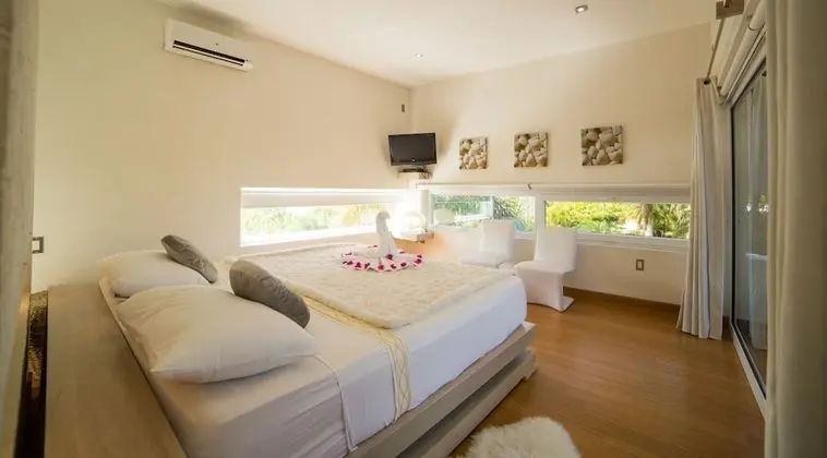 Casa Corazon: 5-Bedroom Villa with Priva