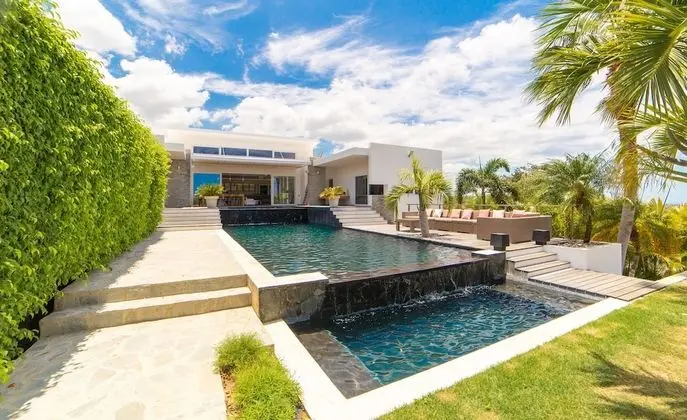Casa Corazon: 5-Bedroom Villa with Priva