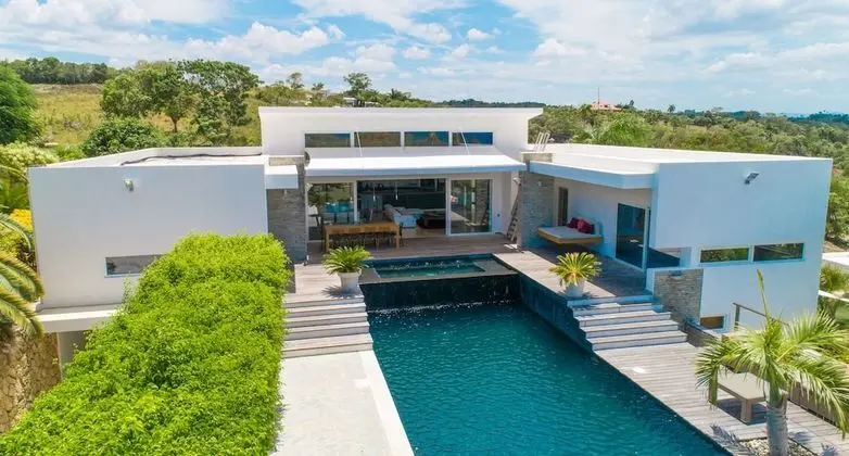 Casa Corazon: 5-Bedroom Villa with Priva