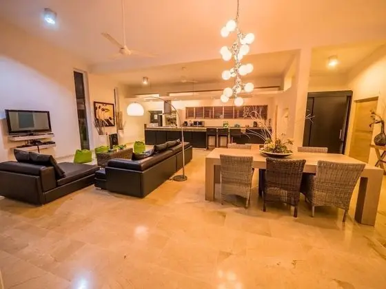 Casa Sayadena: 5-Bedroom Villa with Pool