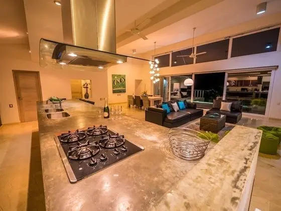 Casa Sayadena: 5-Bedroom Villa with Pool