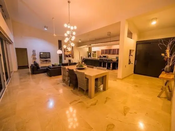 Casa Sayadena: 5-Bedroom Villa with Pool