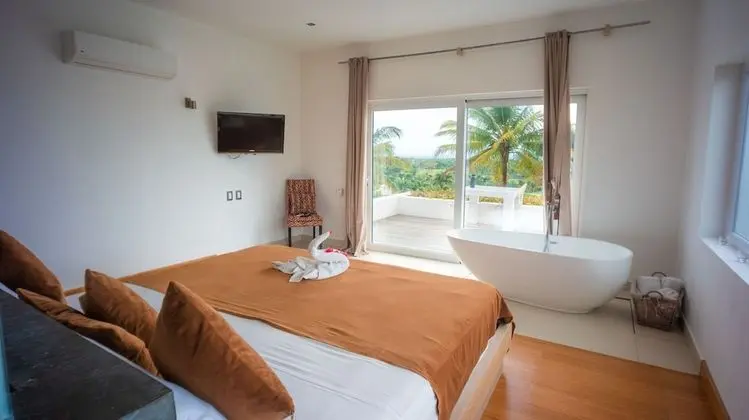 Casa Vista del Caribe: 5-Bedroom Villa