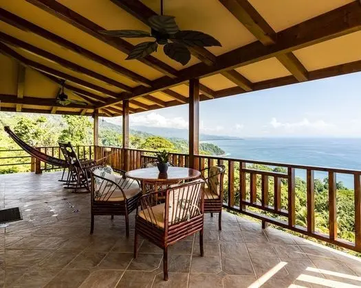 Villa, 2 Bedrooms,  One Queen Size Bed.