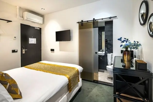 Comfort Tek Büyük veya İki Ayrı Yataklı Oda