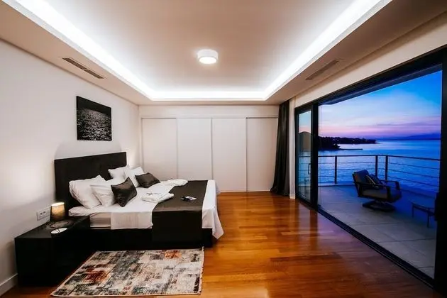 Deluxe Villa, 4 Yatak Odası, Kişiye Özel Havuzlu, Deniz Manzaralı