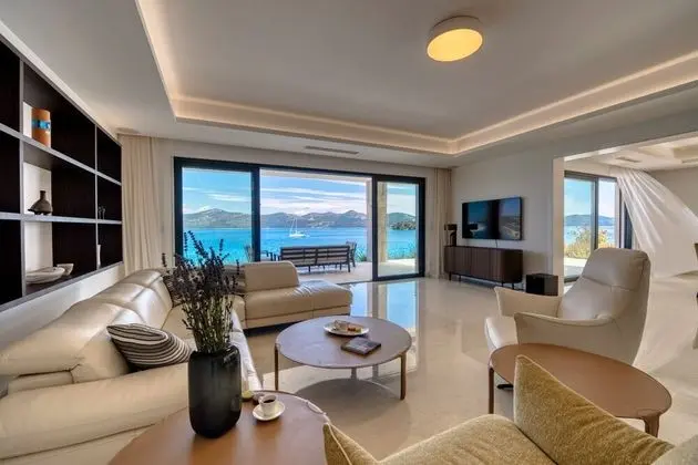 Deluxe Villa, 4 Yatak Odası, Kişiye Özel Havuzlu, Deniz Manzaralı
