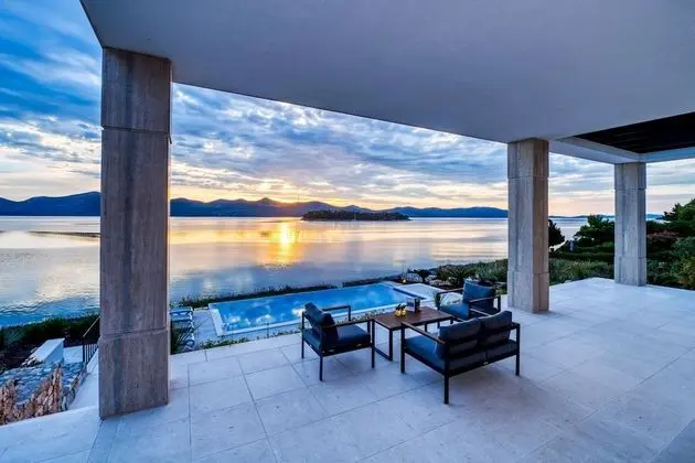 Design Villa, 4 Yatak Odası, Kişiye Özel Havuzlu, Deniz Manzaralı